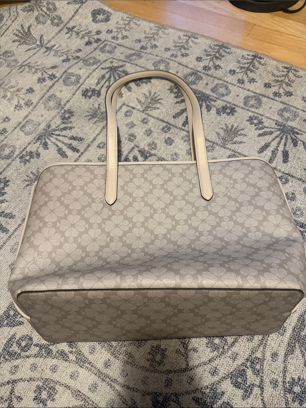 Kate Spade purse - Picture 2 of 4